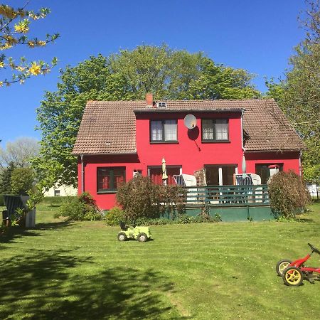 Ferienhaus 1 _ Ferien Im Gutspark Mattchow 외부 사진