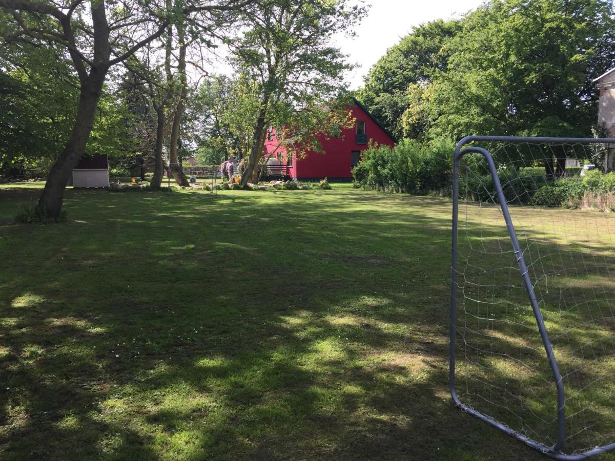 Ferienhaus 1 _ Ferien Im Gutspark Mattchow 외부 사진